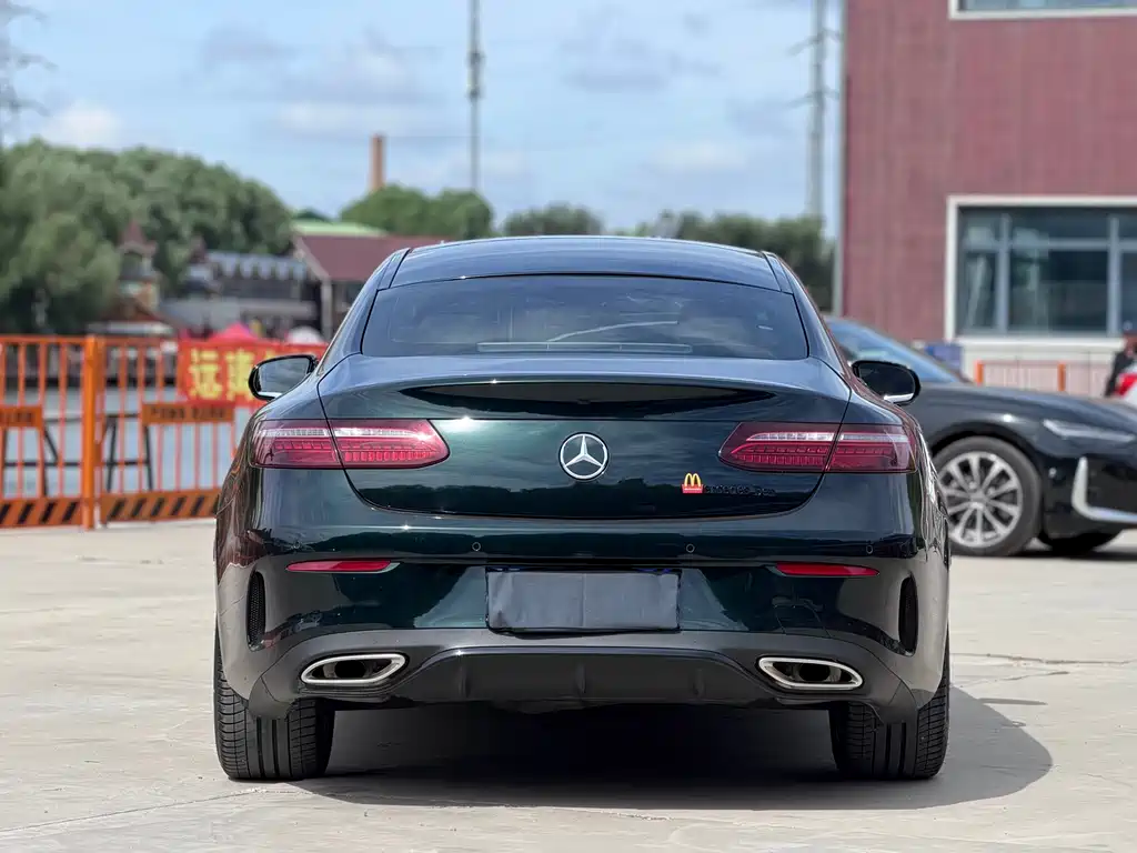 Mercedes-Benz E-Class (Import) — миниатюра 7