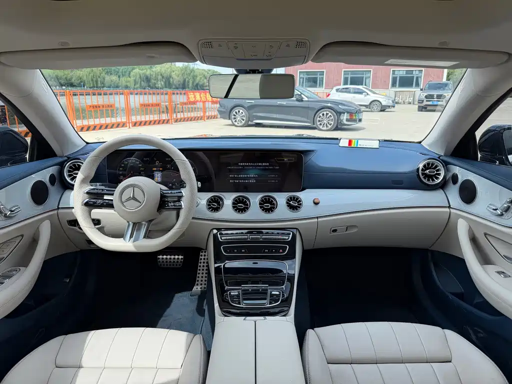 Mercedes-Benz E-Class (Import) — миниатюра 16