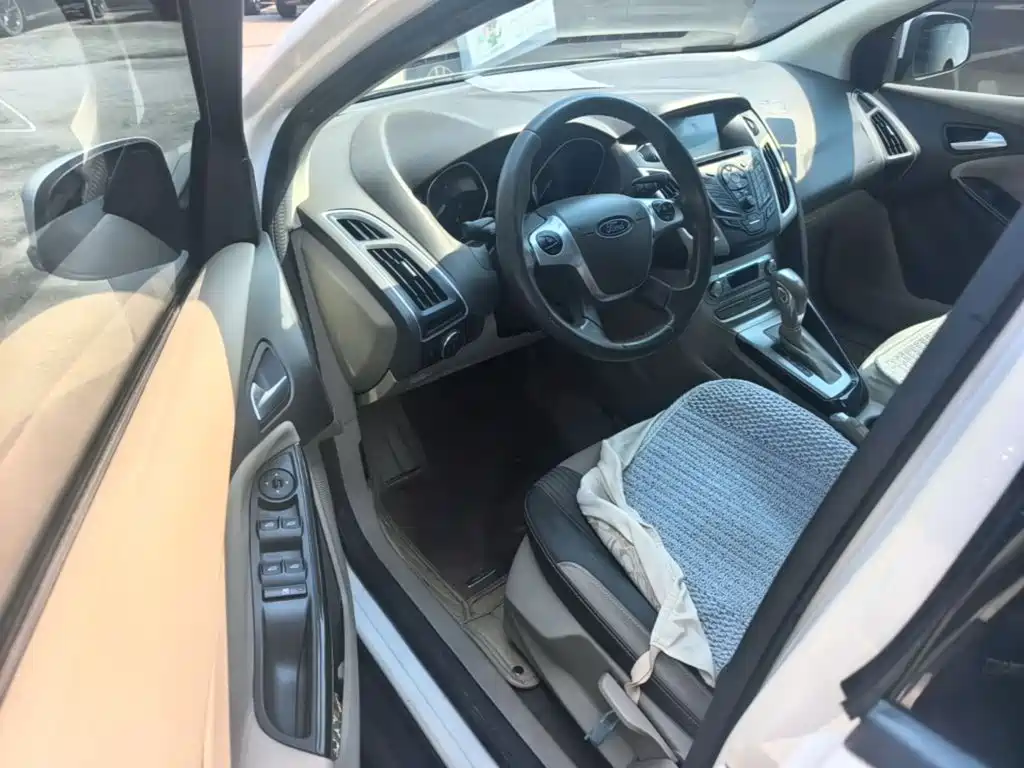 Ford Focus — миниатюра 19