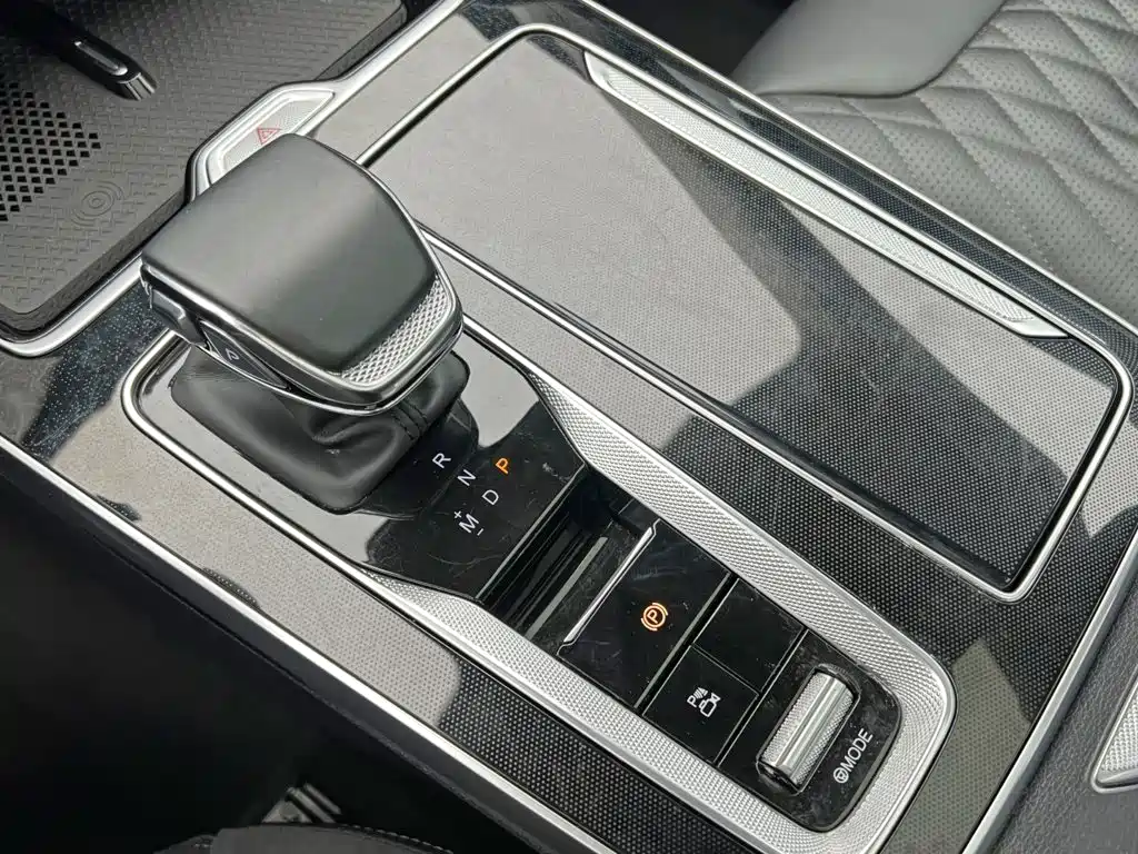 Hongqi Hongqi HS5 — миниатюра 18
