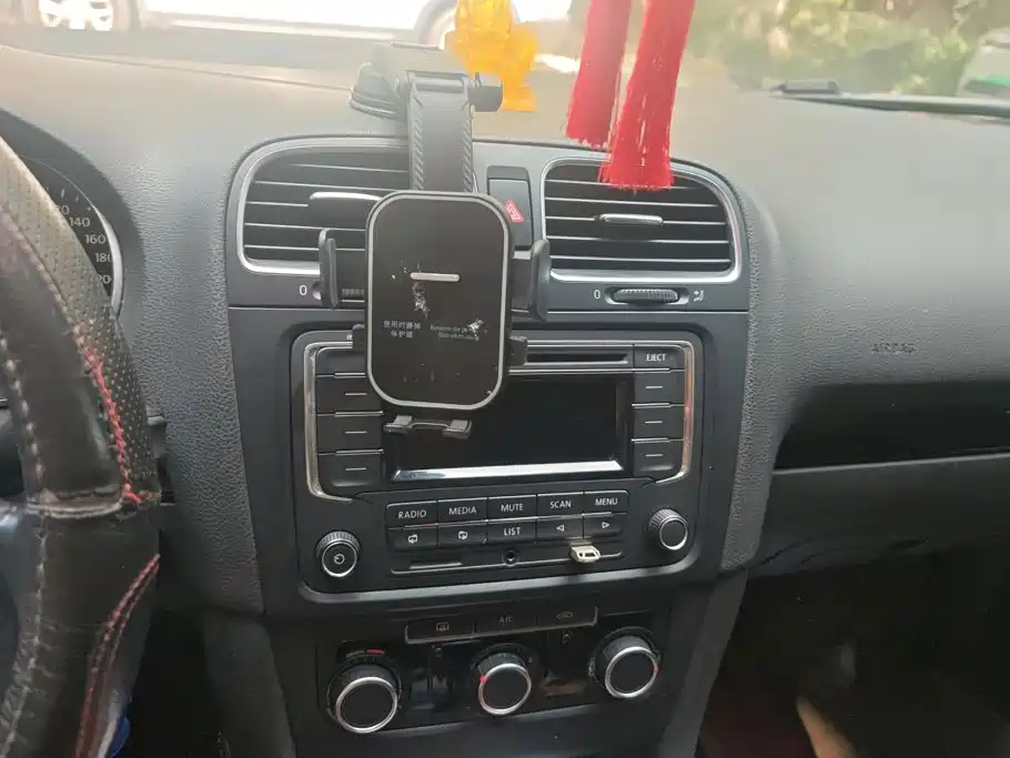 Volkswagen Golf — миниатюра 13