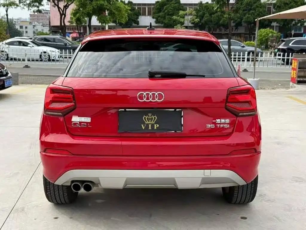 Audi Q2L — миниатюра 5