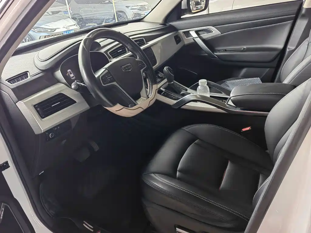 Geely Boyue — миниатюра 4
