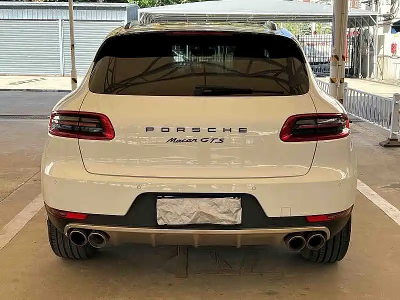 Porsche Macan — миниатюра 8