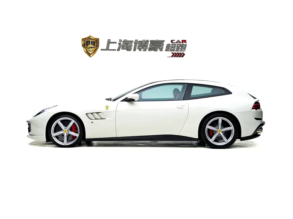FERRARI GTC4LUSSO