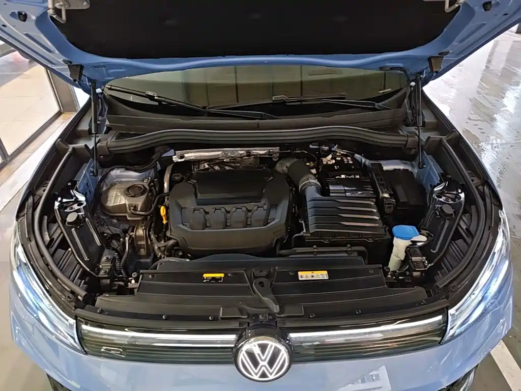 Volkswagen Tiguan L — миниатюра 20