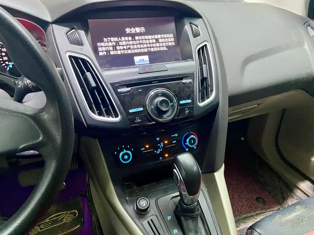 Ford Focus — миниатюра 10