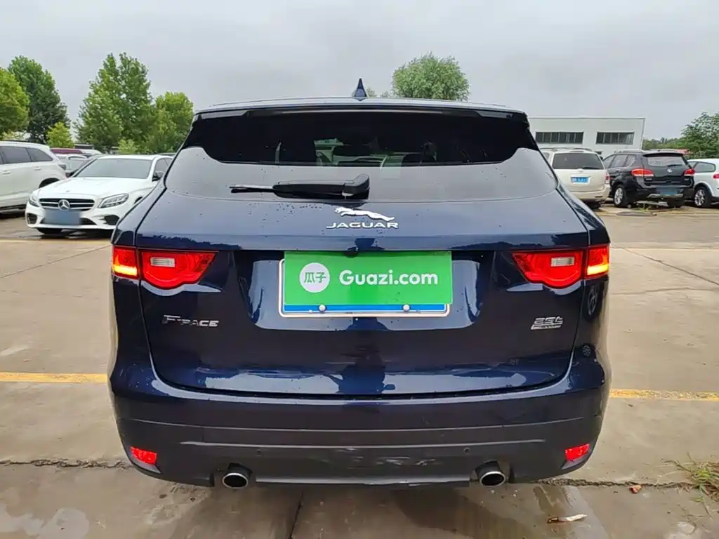Jaguar F-PACE — миниатюра 6