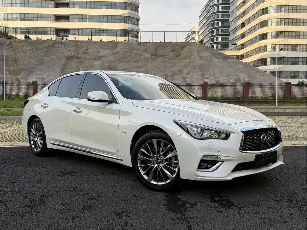 Infiniti Q50L — миниатюра 3