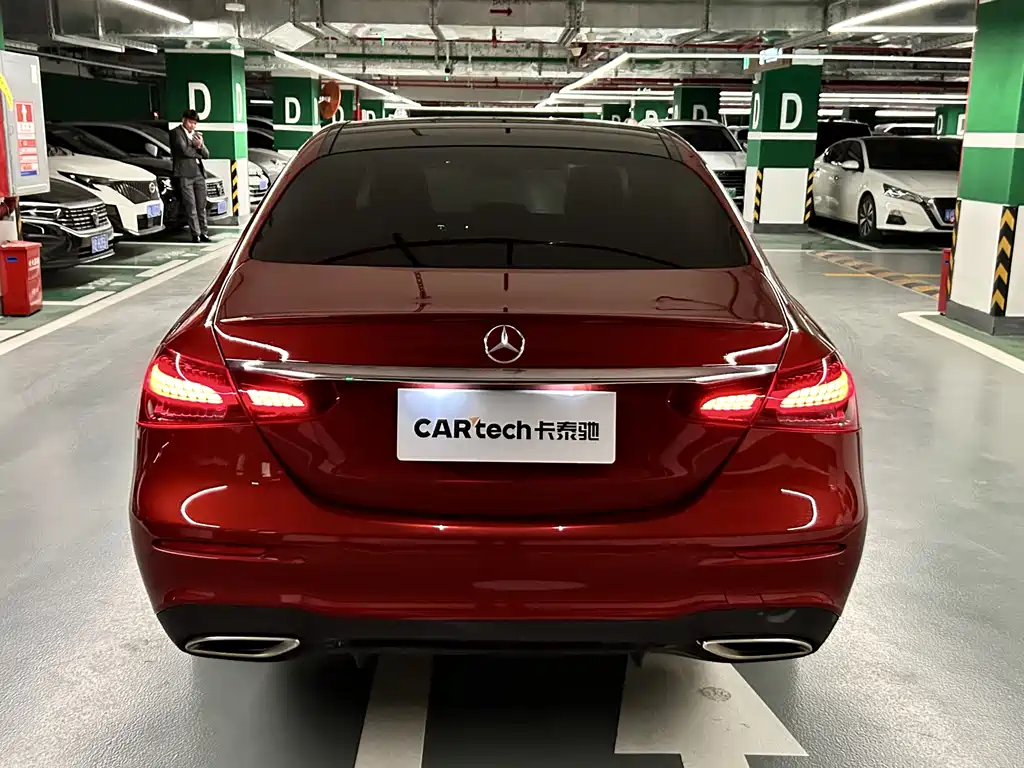 MERCEDES-BENZ E CLASS