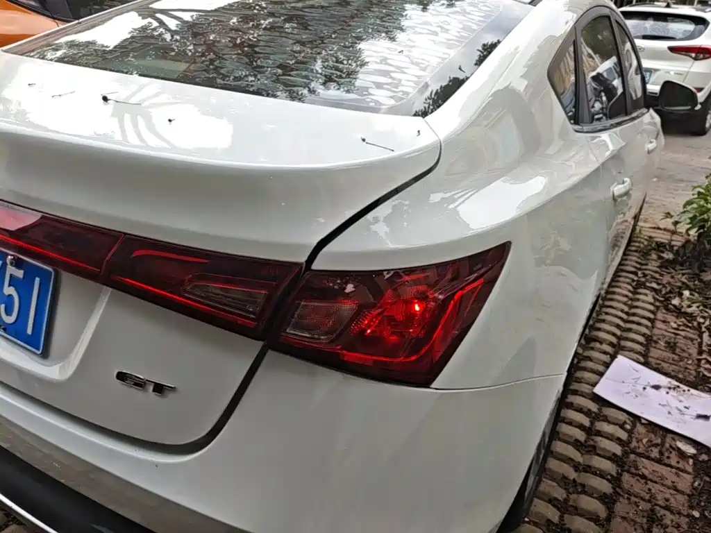 MG MG GT — миниатюра 8