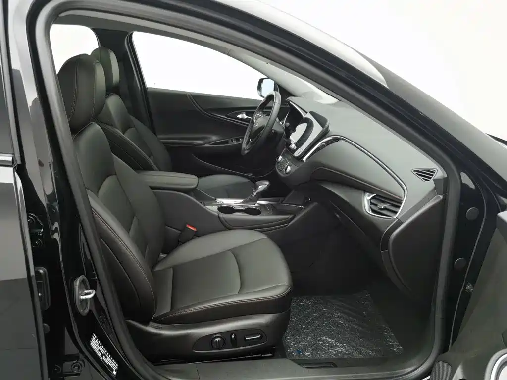 Chevrolet Malibu XL — миниатюра 23