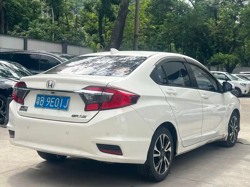 Honda Greiz — миниатюра 6