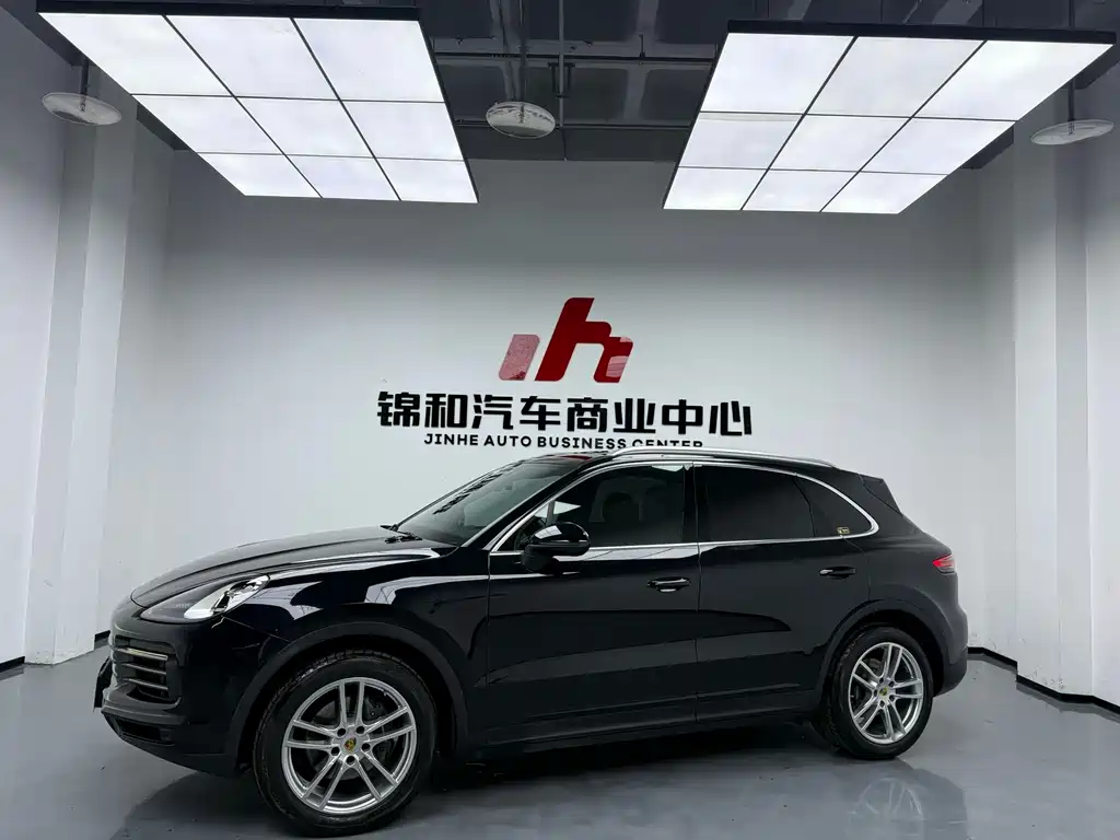 Porsche Cayenne — миниатюра 5