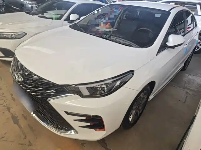 Chery Arrizo 5 Plus