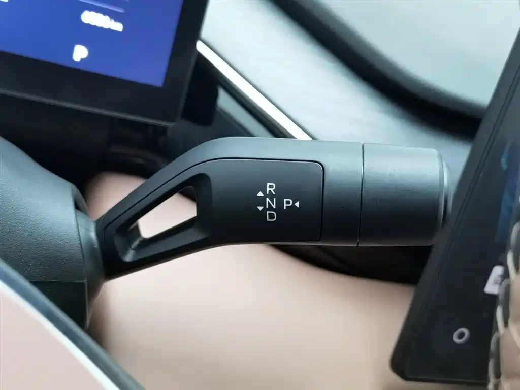 GEELY GALAXY GALAXY L6