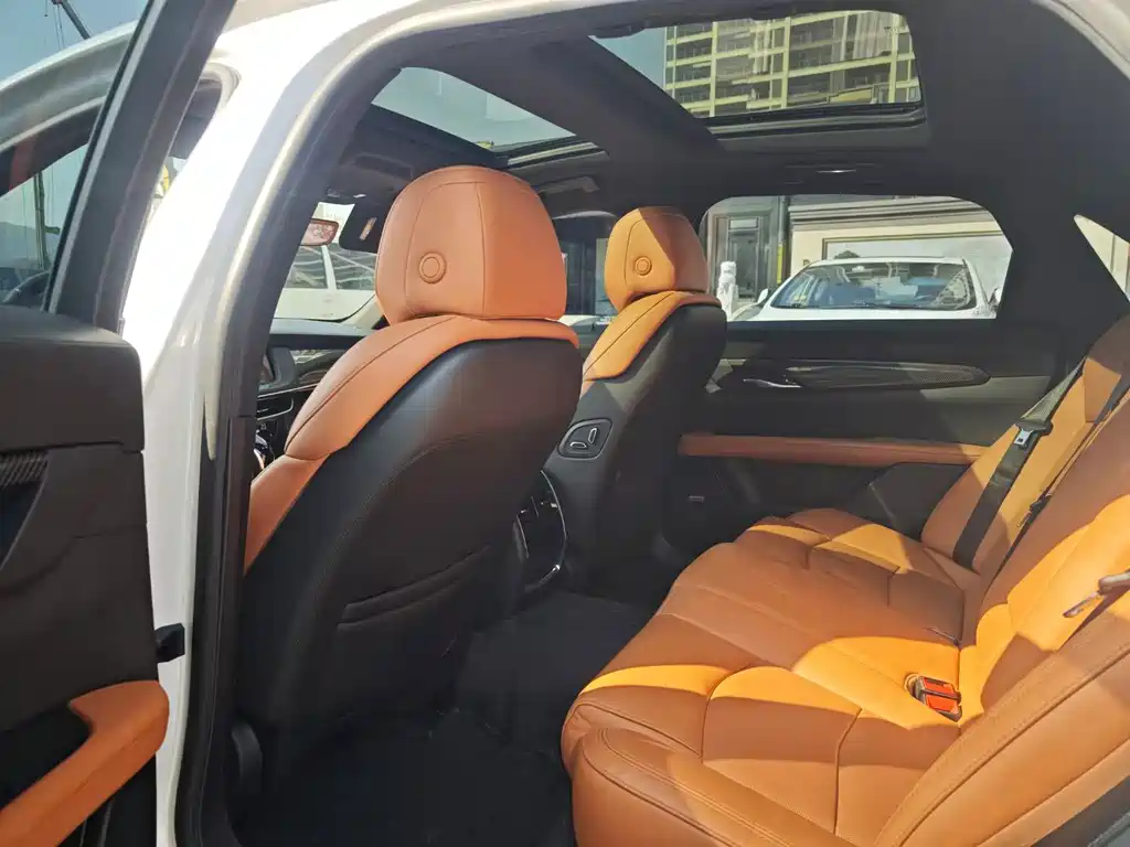 Cadillac CT6 — миниатюра 4