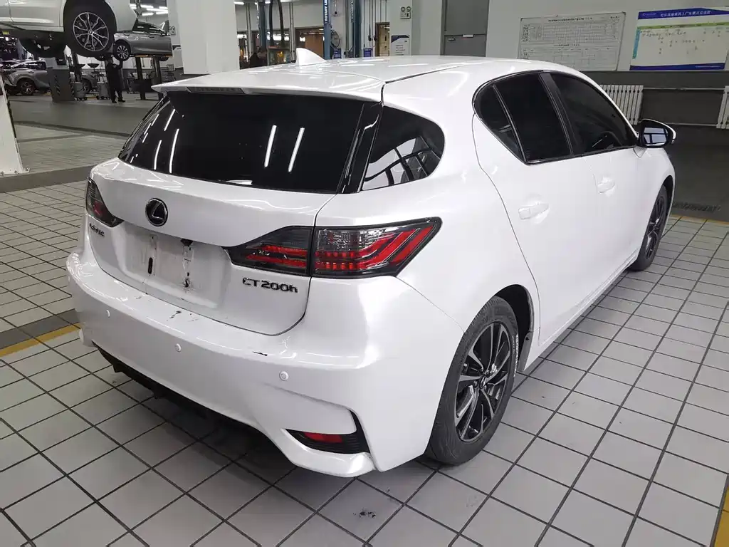 LEXUS CT