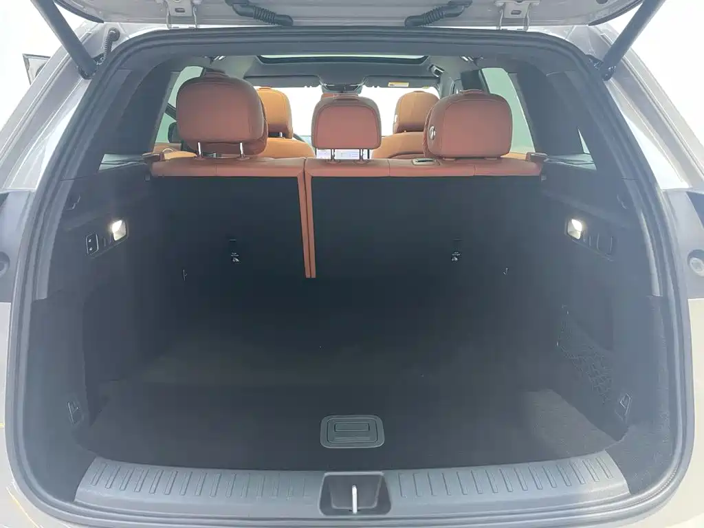 Li Auto Li L6 — миниатюра 11