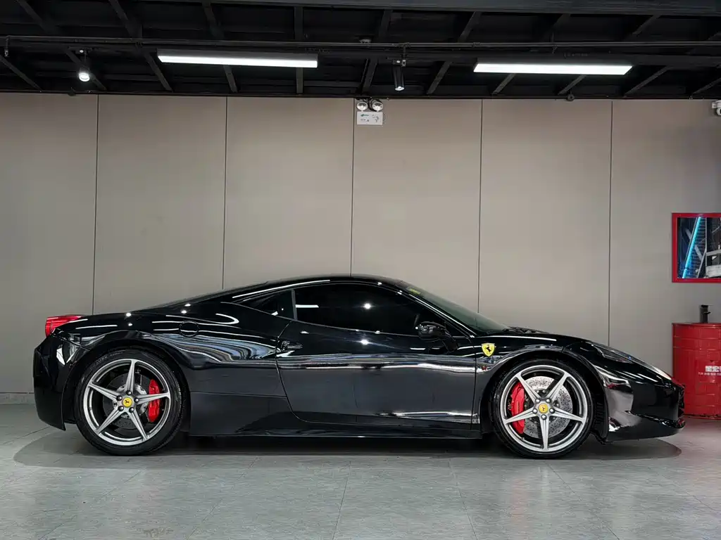 Ferrari 458 — миниатюра 5