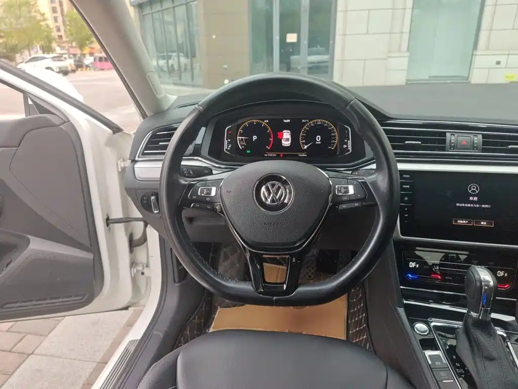 Volkswagen Lamando — миниатюра 6