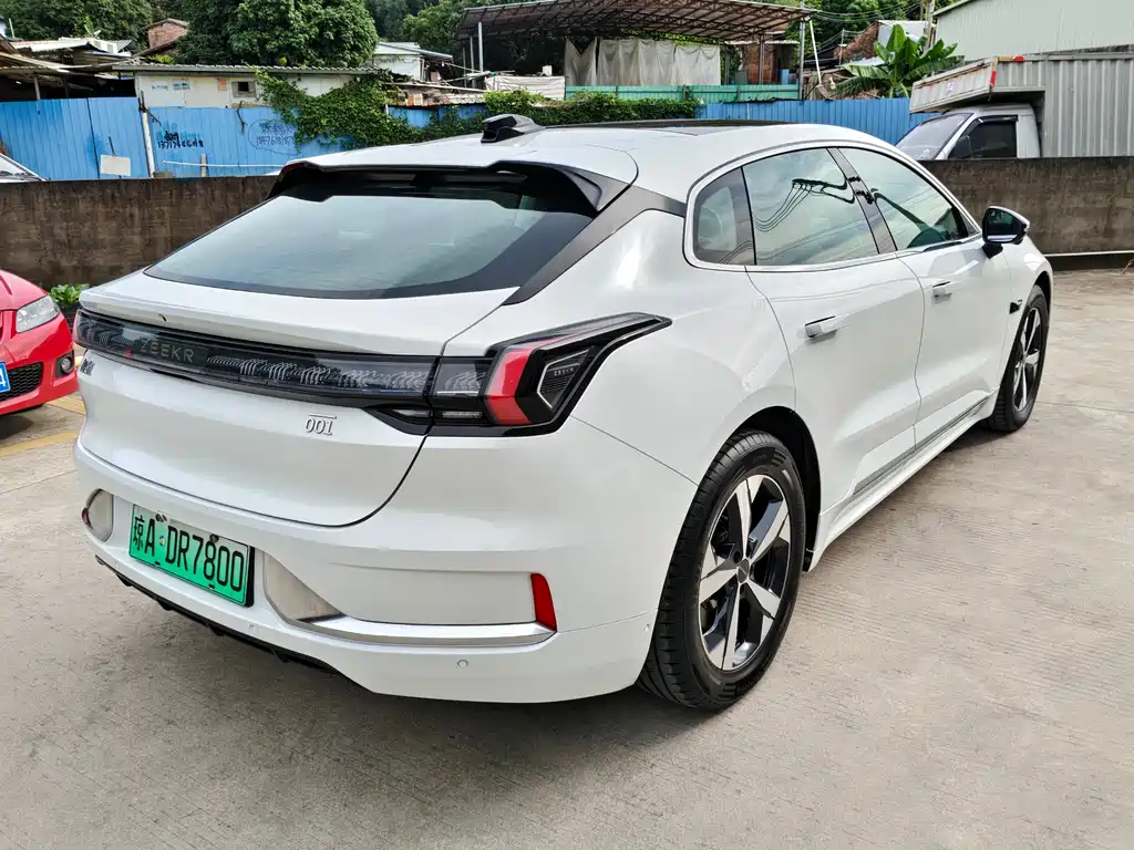 ZEEKR EXTREME KRYPTON 001