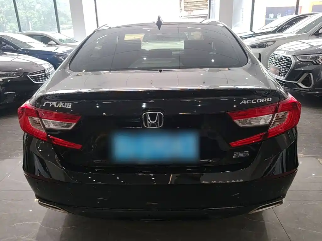 Honda Accord — миниатюра 6