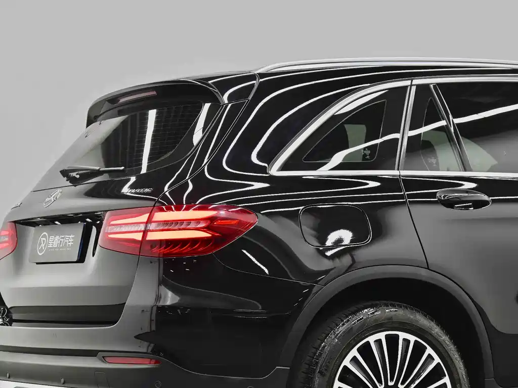Mercedes-Benz GLC — миниатюра 12