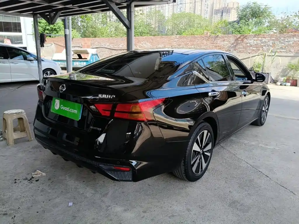 Nissan Teana — миниатюра 7