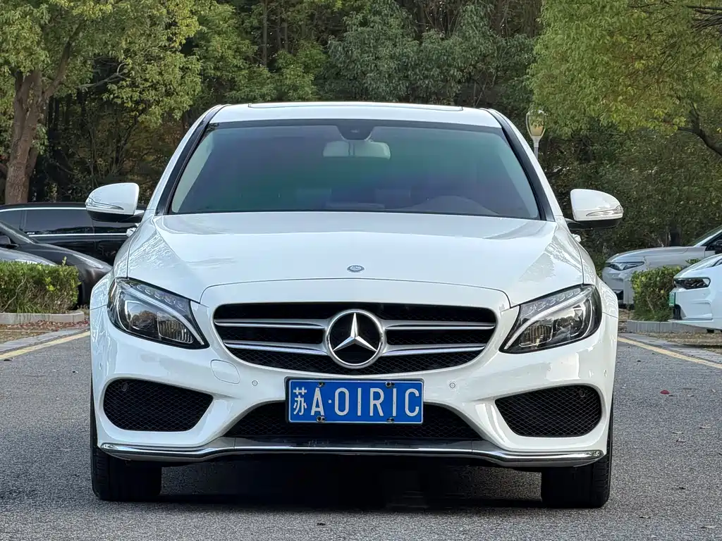 Mercedes-Benz C-Class — миниатюра 2