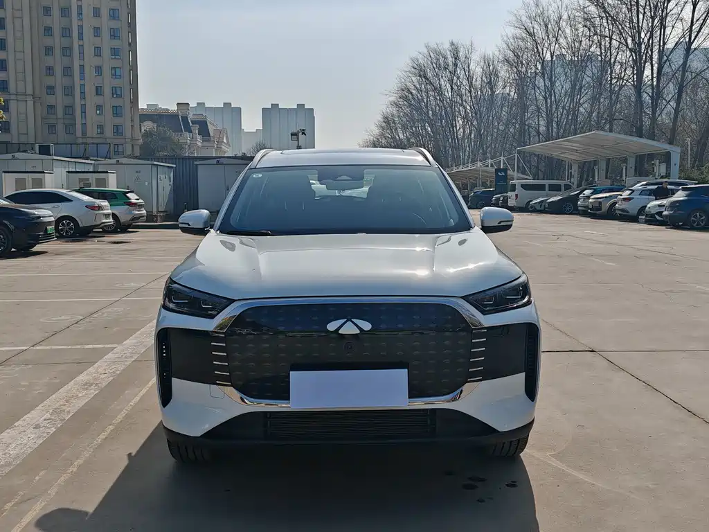 CHERY FENGYUN T8