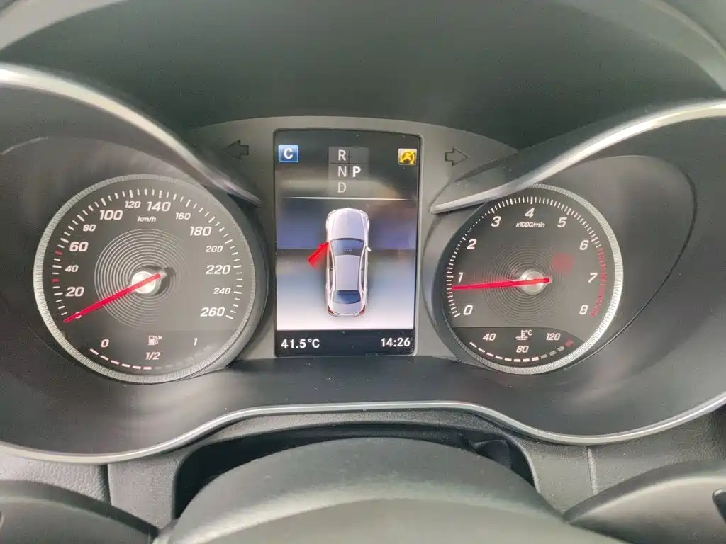 Mercedes-Benz C-Class — миниатюра 4