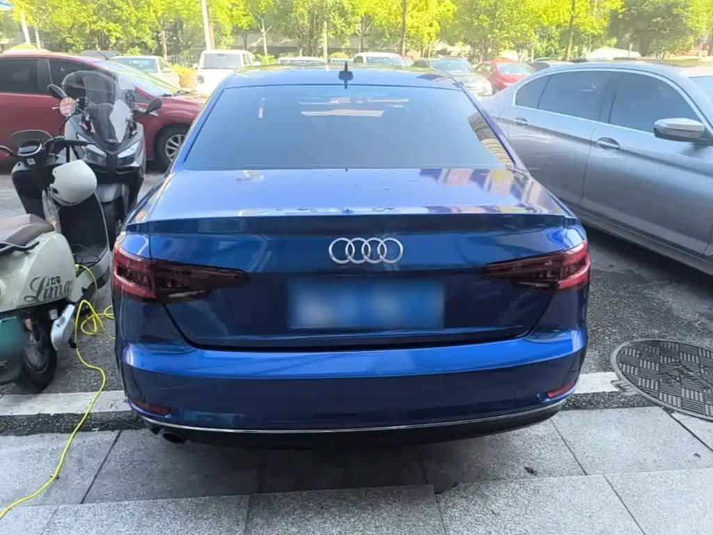 Audi A4L — миниатюра 6