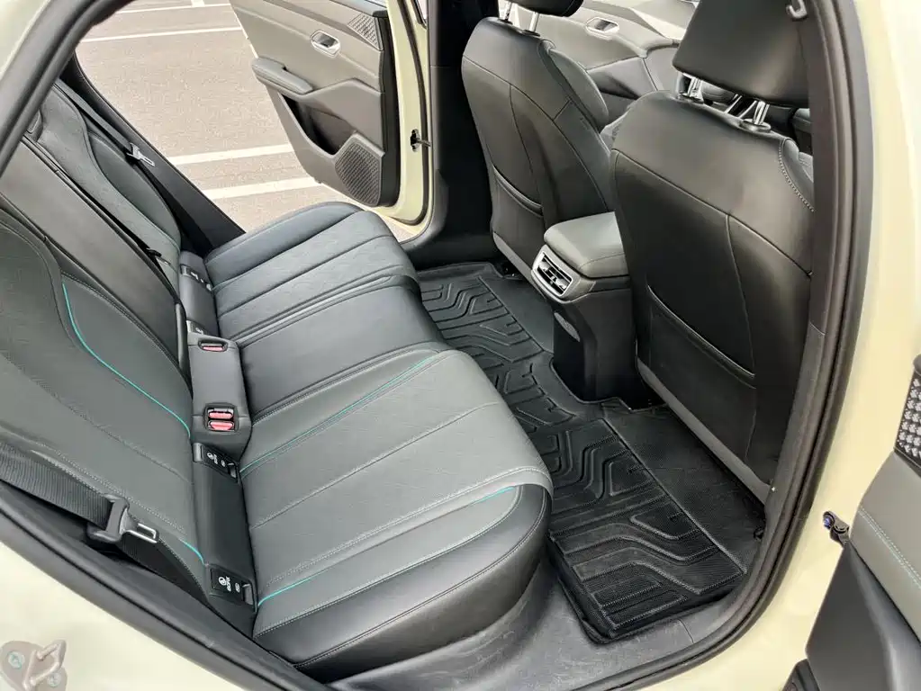 BYD Qin L — миниатюра 17