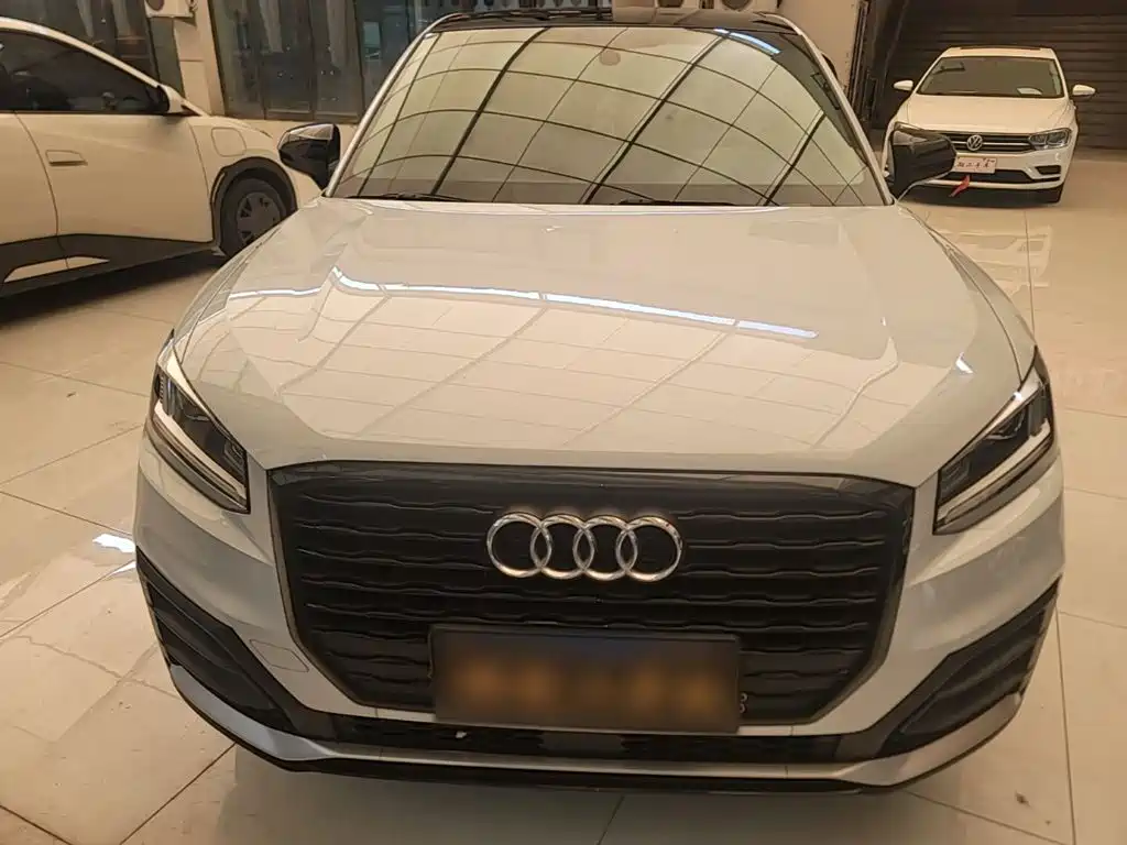 Audi Q2L — миниатюра 3