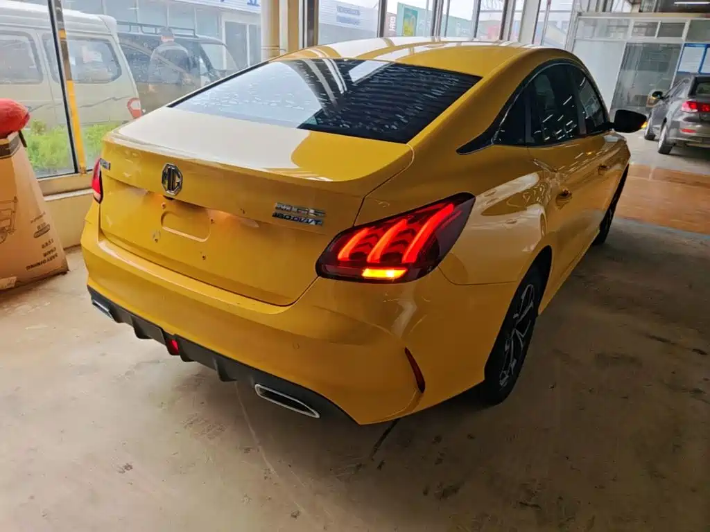 MG MG5 — миниатюра 7