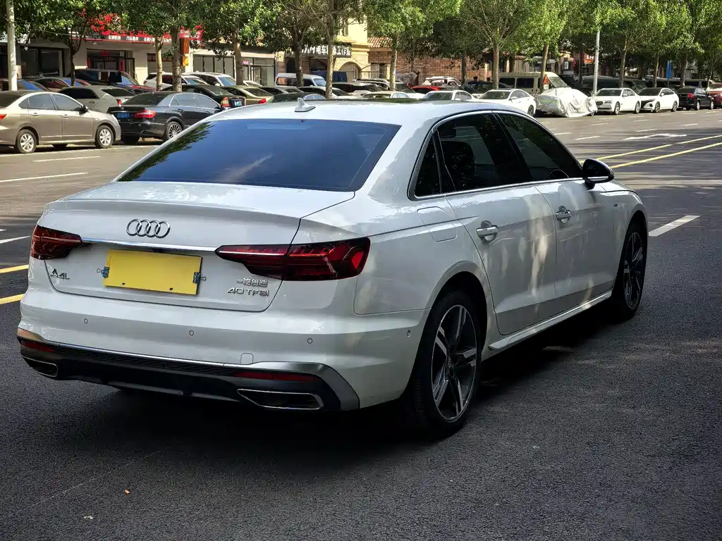Audi A4L — миниатюра 14