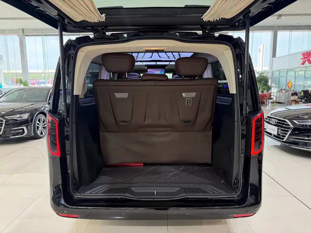 Mercedes-Benz Vito — миниатюра 9