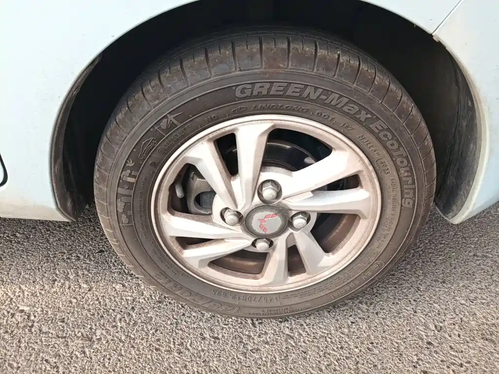Wuling MINIEV — миниатюра 25