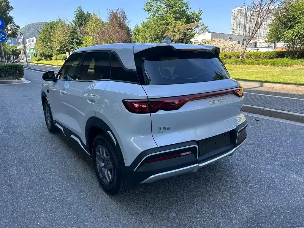 BYD Yuan UP — миниатюра 4