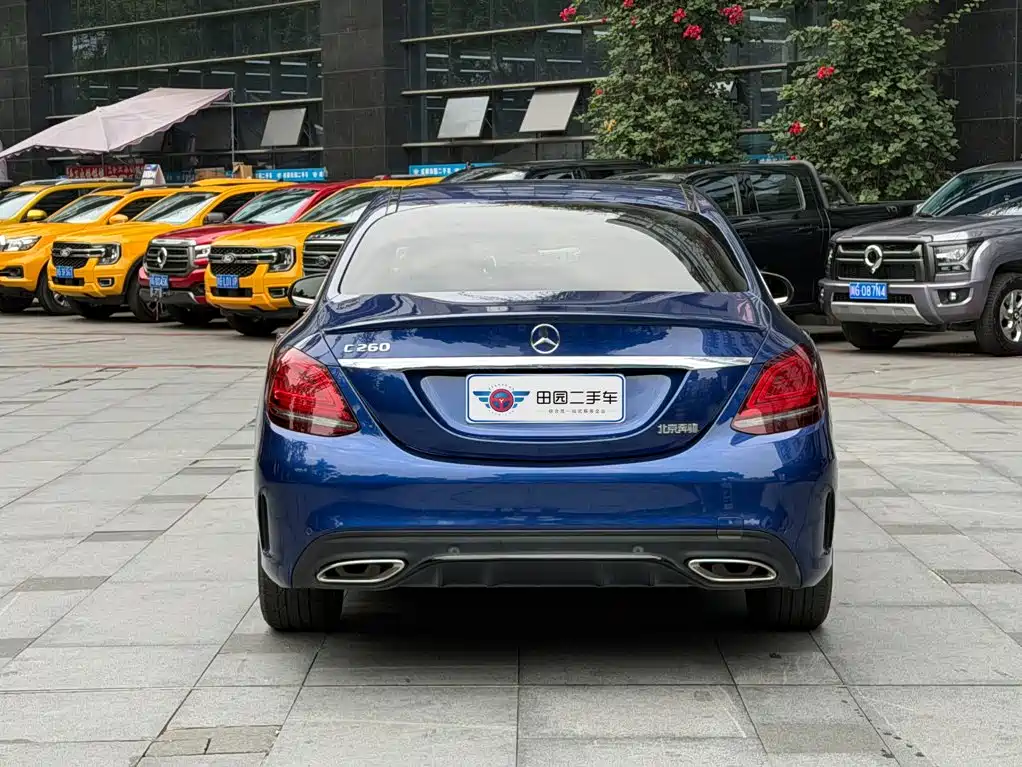 Mercedes-Benz C-Class — миниатюра 5