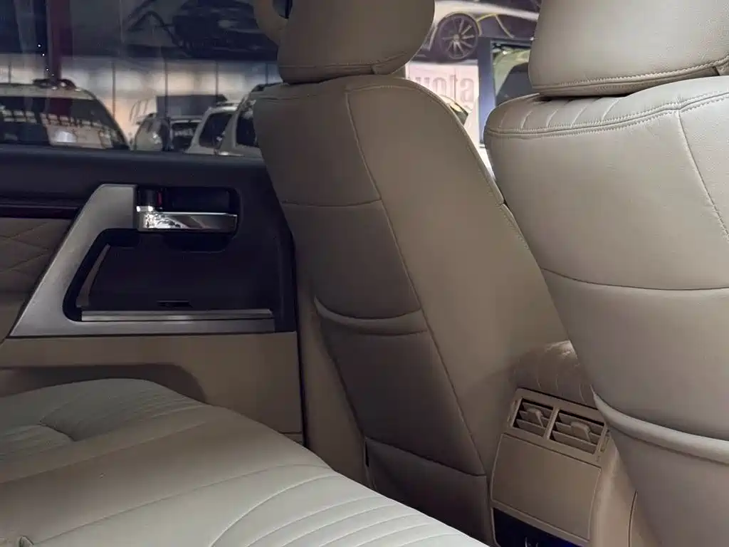 Toyota Land Cruiser 2015 4.0L V6