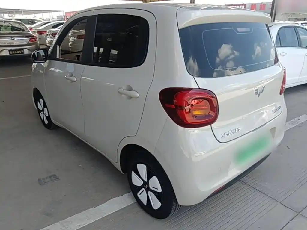 Wuling MINIEV — миниатюра 5