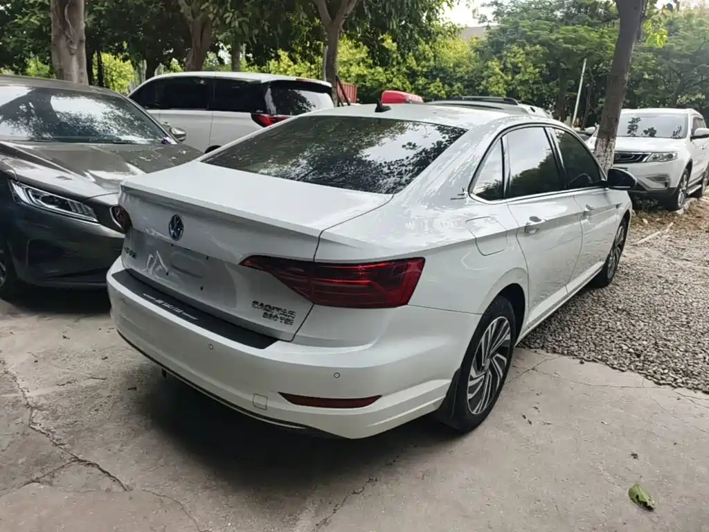 Volkswagen Sagitar — миниатюра 7