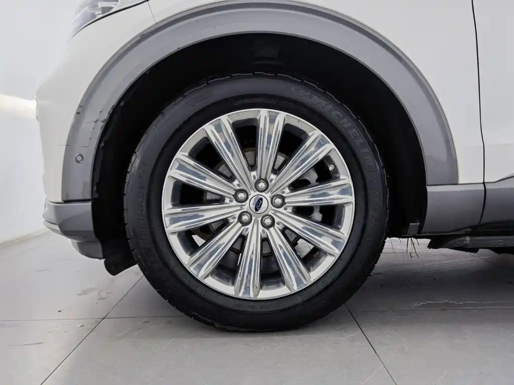 Ford Explorer — миниатюра 17