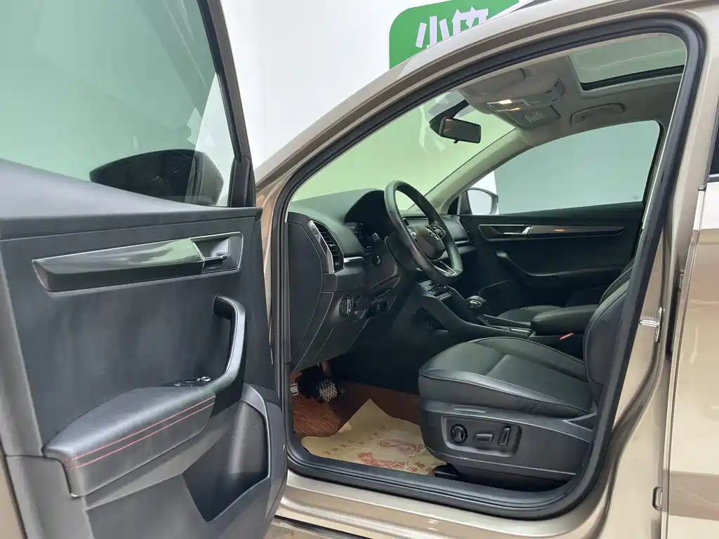 Skoda Karoq — миниатюра 16