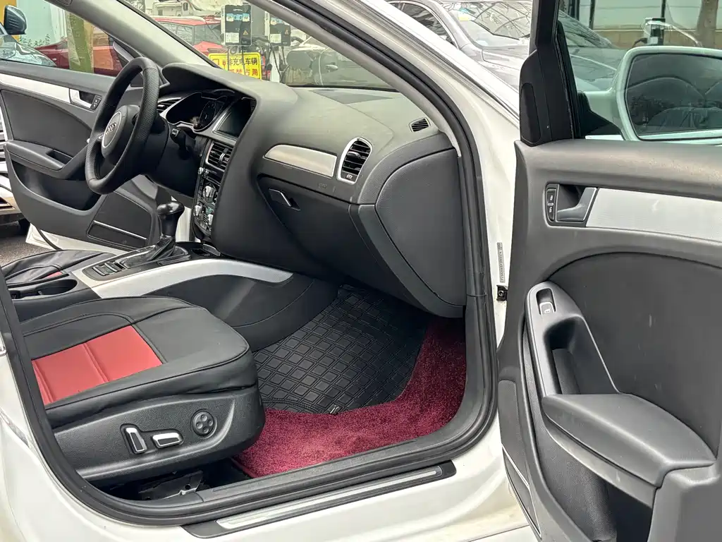 Audi A4L 2015 35 TFSI AT