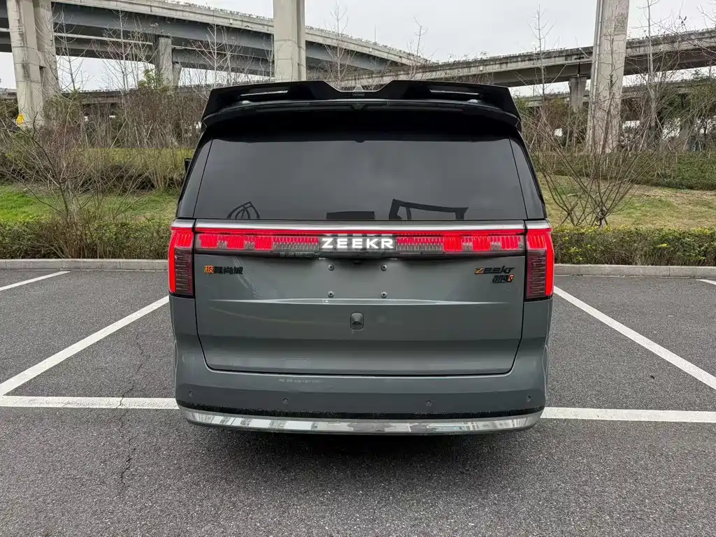 ZEEKR EXTREME KRYPTON 009