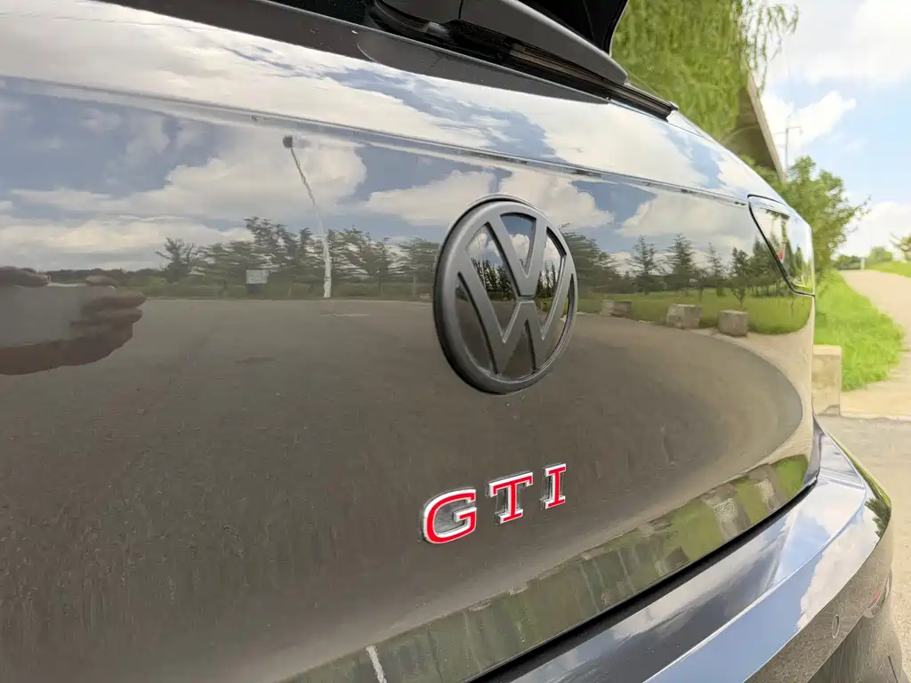 Volkswagen Golf GTI — миниатюра 10