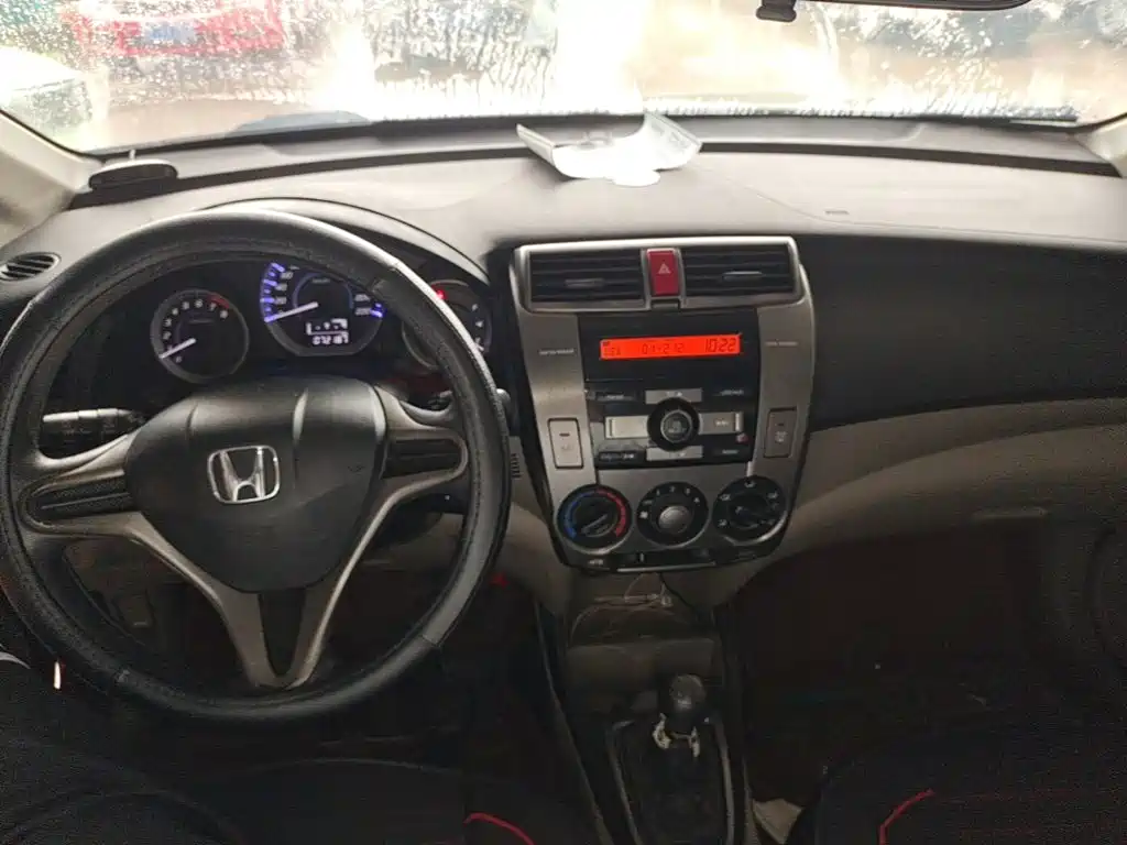 Honda City Classic — миниатюра 10